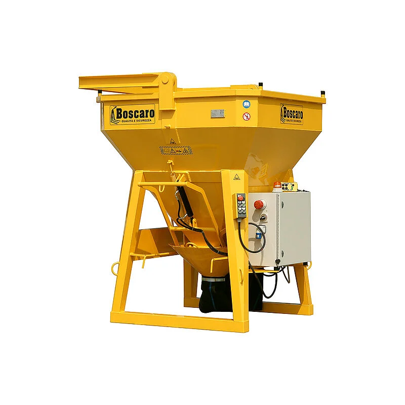 Remote controlled concrete bucket with rubber hose